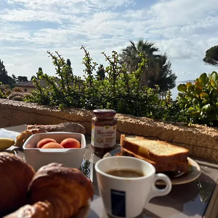 With A View Gulf Of Saint-tropez 생트막시메