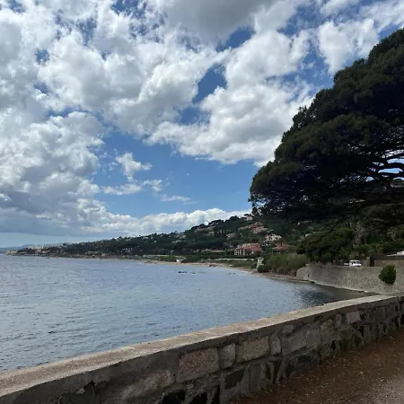 Tatil Evi With A View Gulf Of Saint-tropez